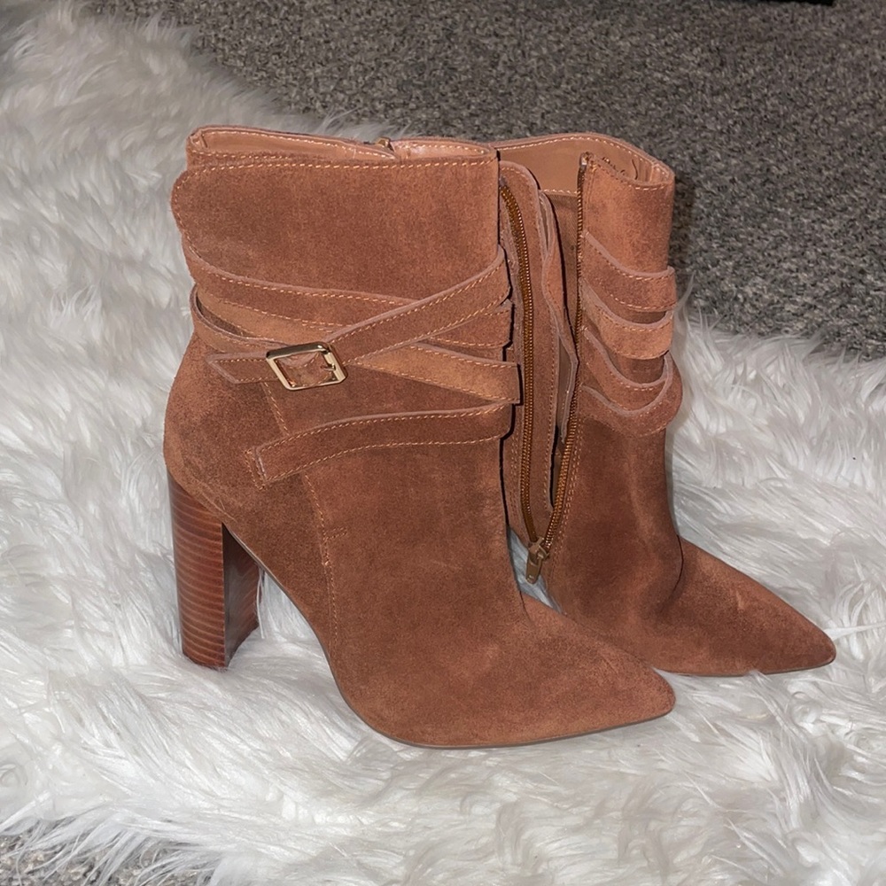 Gently worn. Great shape Steve Madden boots